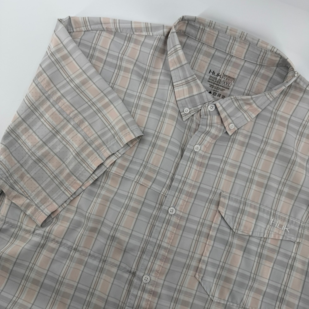Huk Performance Fishing Shirt Mens XXL Grey Peach Plaid Short Sleeve Ventilated